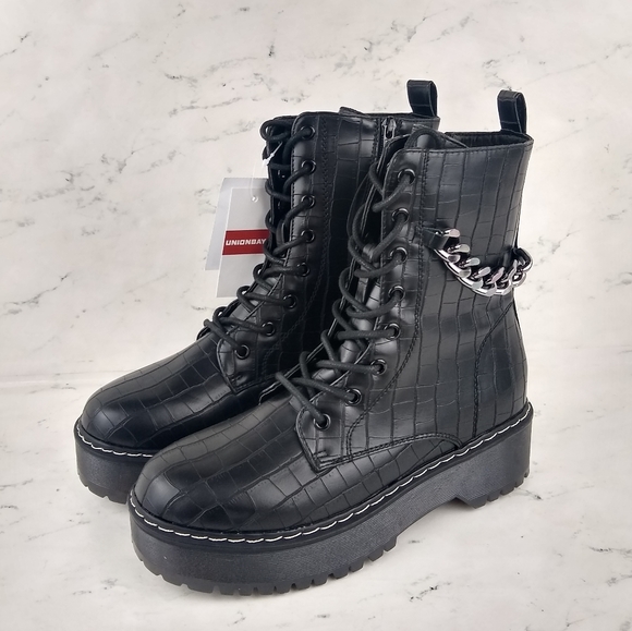 UNIONBAY Shoes - NEW Croc & Chain Chunky Platform Combat Boots